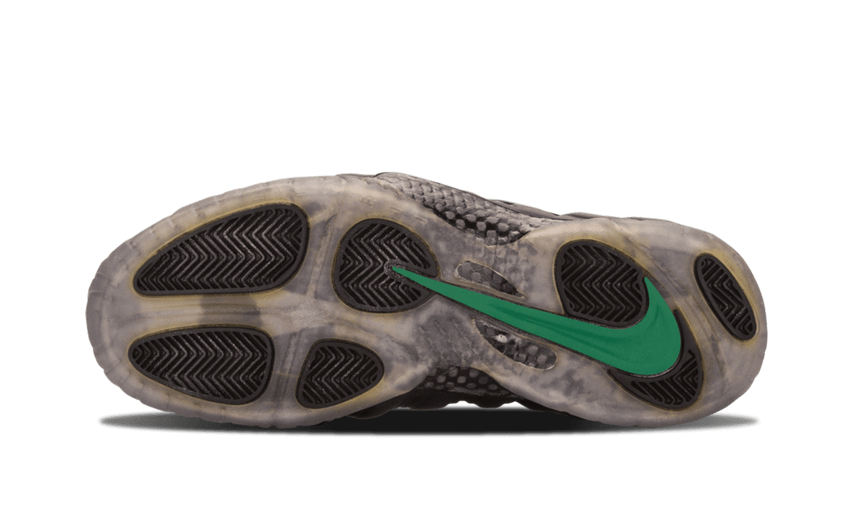 NIKE MENS Air Foamposite Pro "Pine Green" 624041 301 624041 301 from Stadium Goods