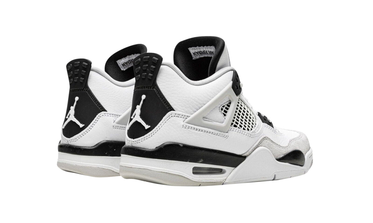 (GS) Air Jordan 4 Retro 'Military Black' (2022) 408452-111