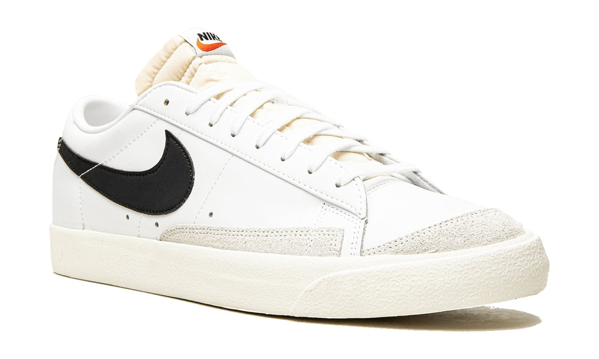 NIKE MENS Blazer Low '77 Vintage "White / Black" DA6364 101 from Stadium Goods