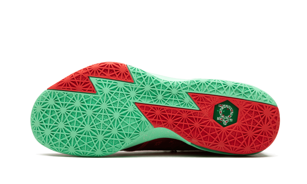 NIKE MENS KD 6 "Christmas" 599424 601 from Stadium Goods