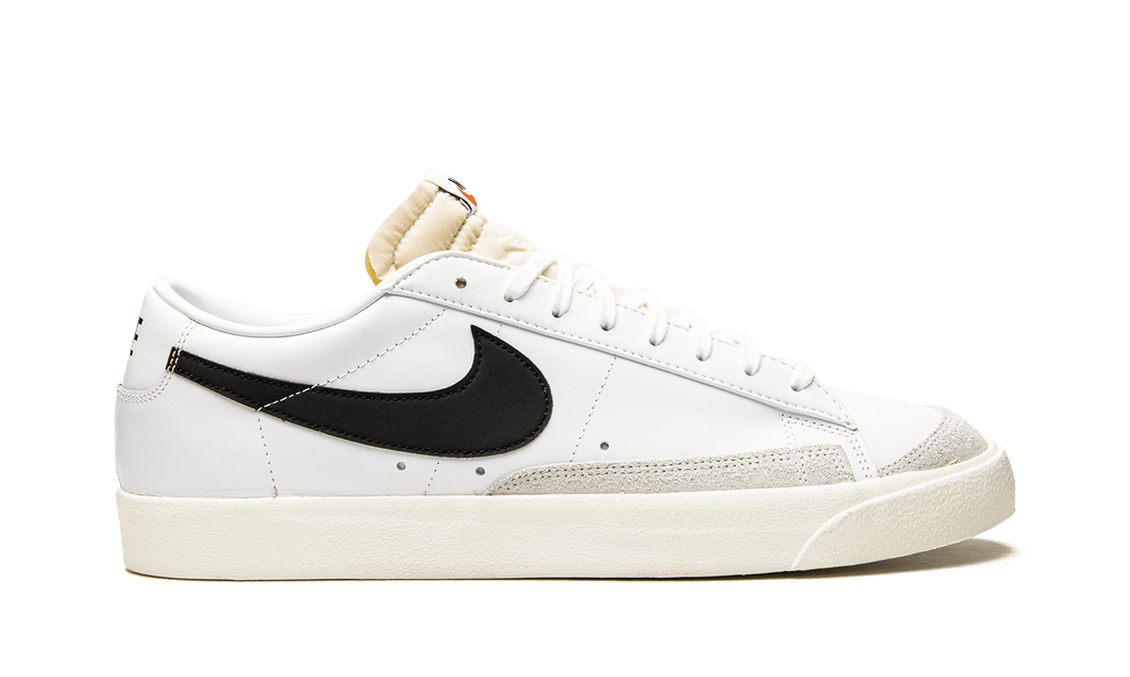 NIKE MENS Blazer Low '77 Vintage "White / Black" DA6364 101 from Stadium Goods