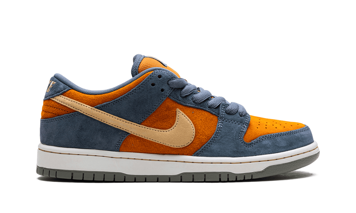 NIKE MENS SB Dunk Low Pro "Light Carbon" HF3063 002 from Stadium Goods