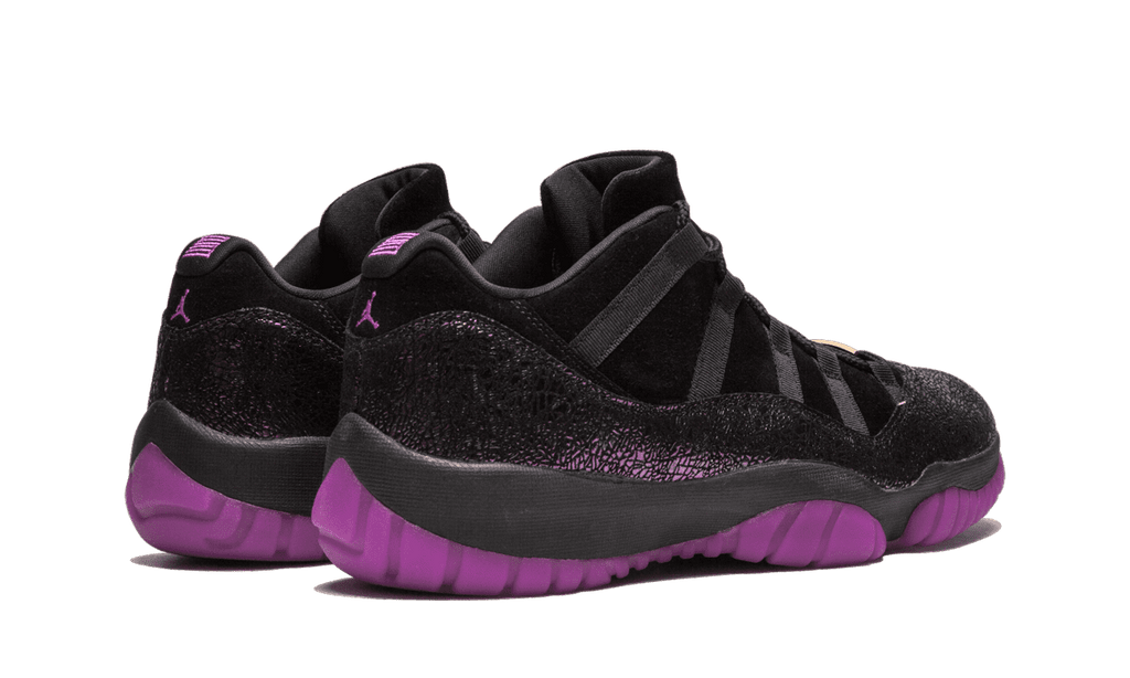 JORDAN WOMENS AIR JORDAN 11 RTR L THINK 16 Womens "Rook To Queen" AR5149 005 from Stadium Goods