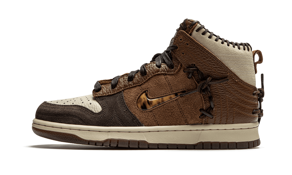 NIKE MENS Dunk High "Bodega - Legend" CZ8125 200 from Stadium Goods