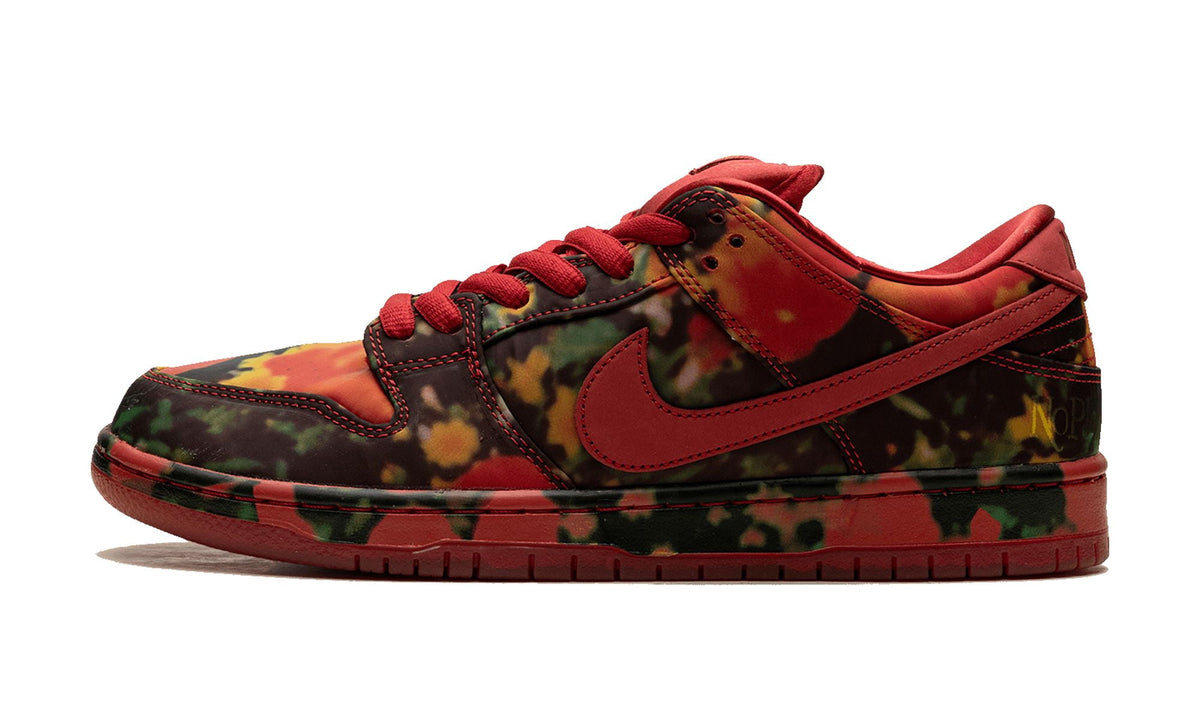NIKE MENS Dunk Low "Wizard of Oz" FZ1291 600 from Stadium Goods