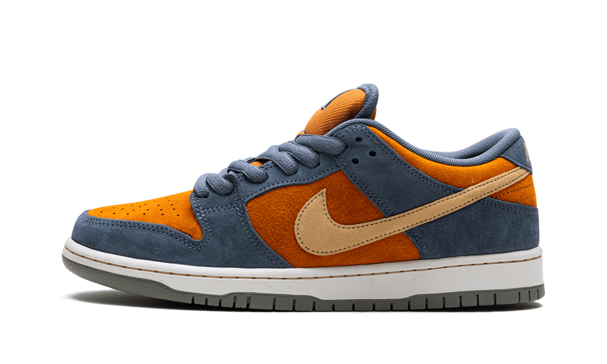 NIKE MENS SB Dunk Low Pro "Light Carbon" HF3063 002 from Stadium Goods