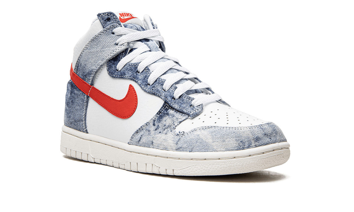 NIKE WOMENS DUNK HIGH Womens "Washed Denim" DV2181 900 DV2181 900 from Stadium Goods