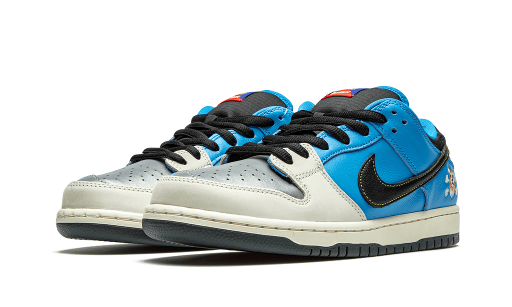 NIKE MENS SB Dunk Low Pro "Instant Skateboards" CZ5128 400 from Stadium Goods