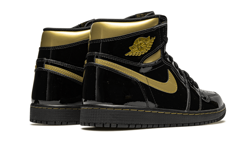 Jordan MENS Air Jordan 1 Retro High OG "Black Metallic Gold" 555088 032 from Stadium Goods