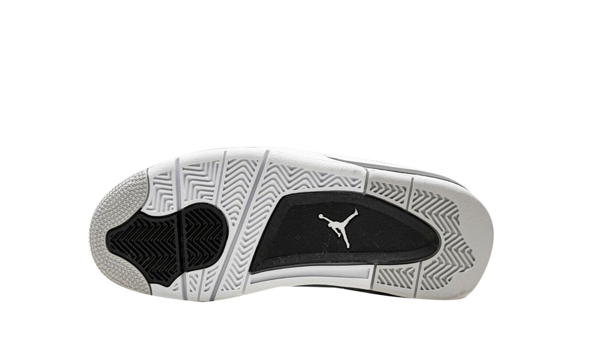 (GS) Air Jordan 4 Retro 'Military Black' (2022) 408452-111