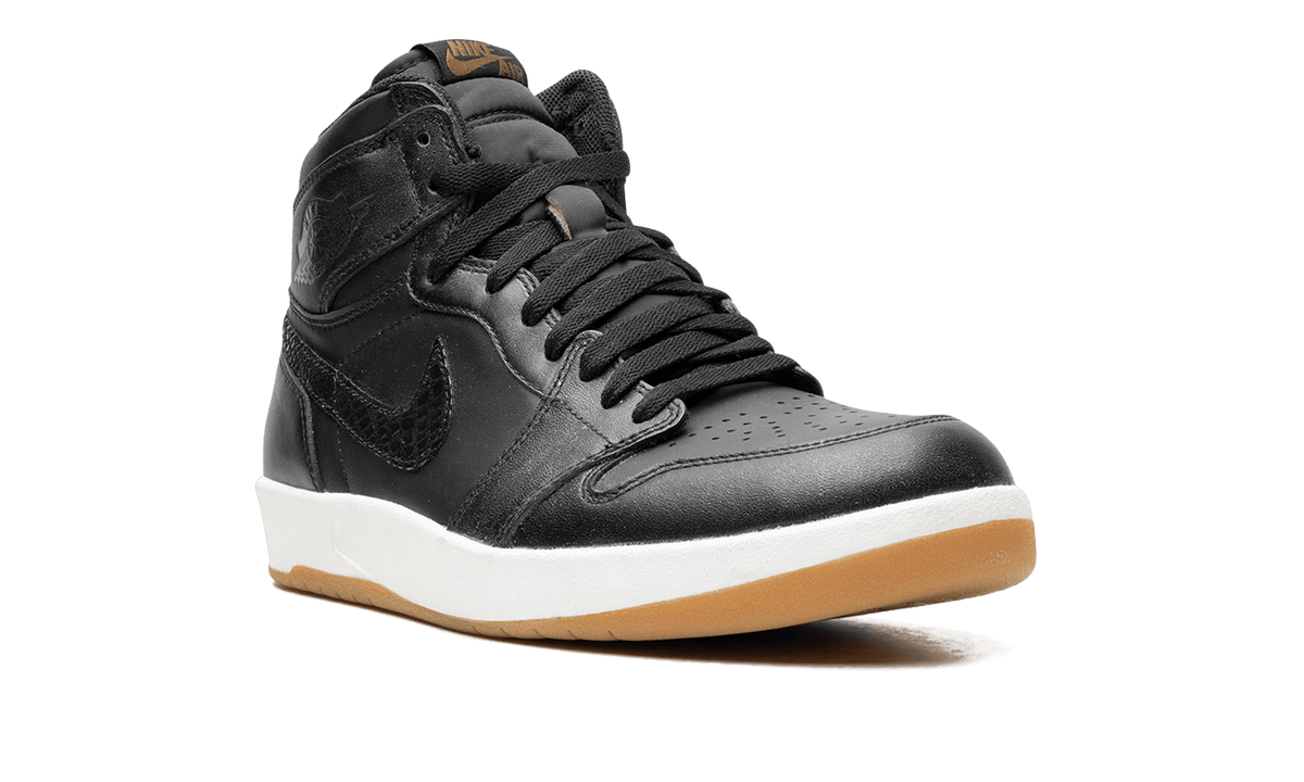 JORDAN MENS Air Jordan 1 High The Return "Militia Green" 768861 008 from Stadium Goods