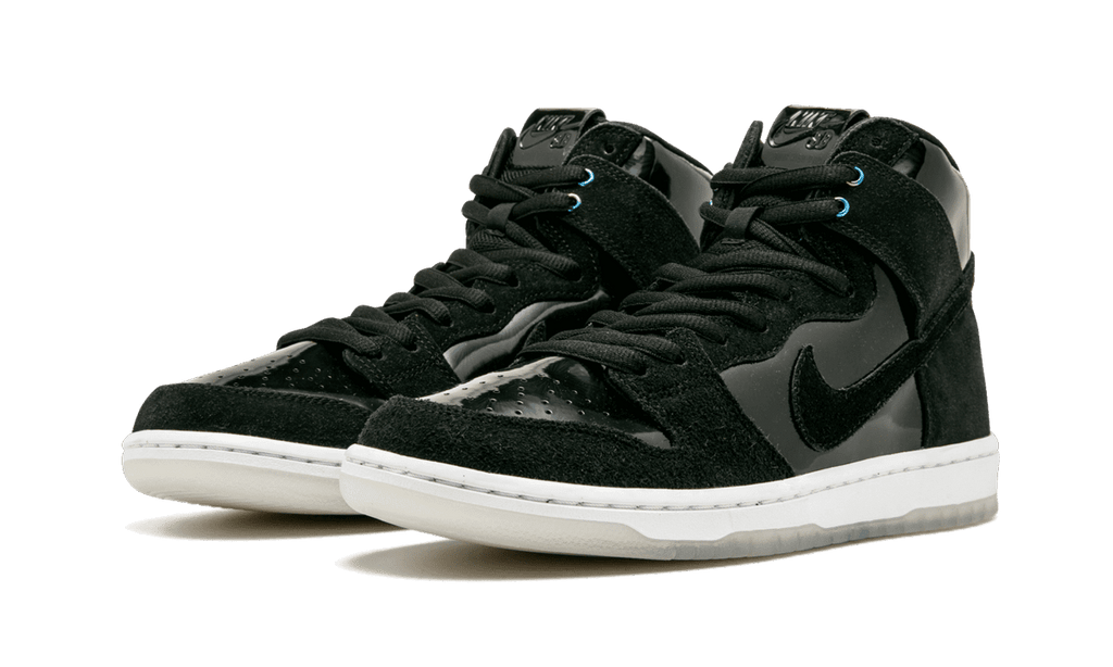 NIKE MENS SB Zoom Dunk High PRO "Iridescent" 854851 001 854851 001 from Stadium Goods