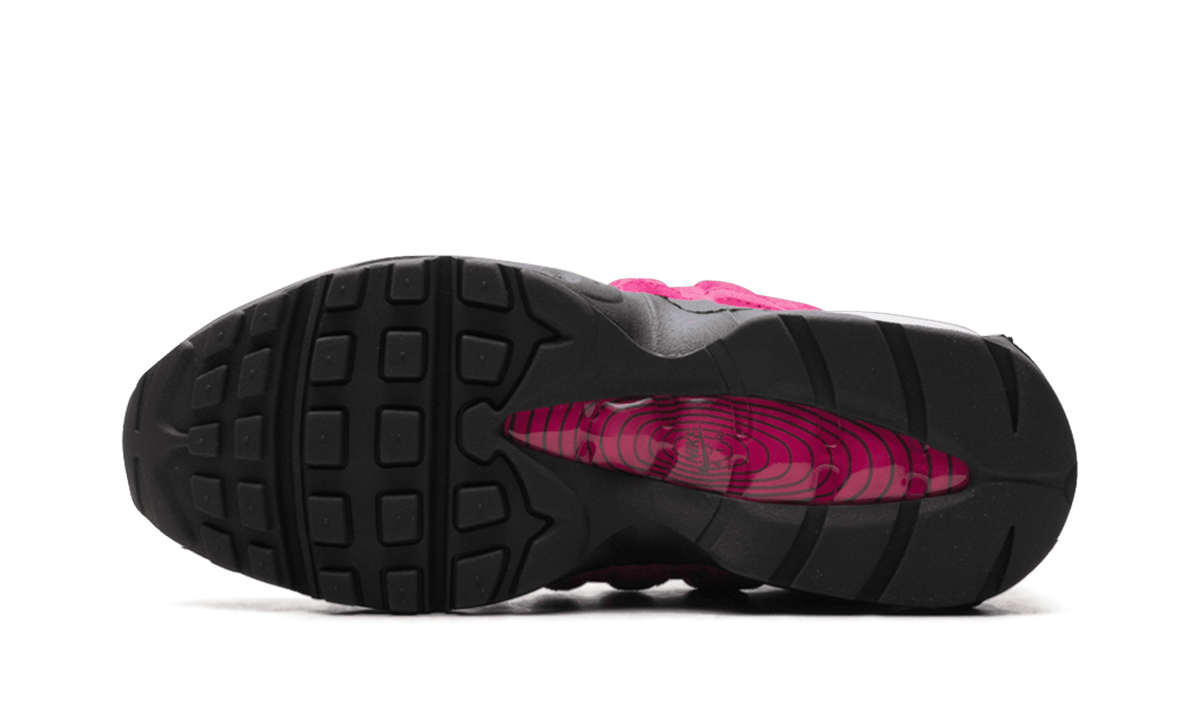NIKE MENS Air Max 95 OG "Fireberry" II7632 600 II7632 600 from Stadium Goods
