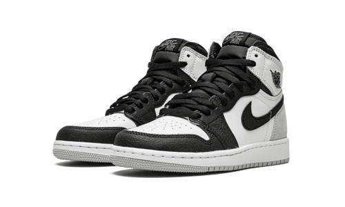 Jordan GRADE SCHOOL Jordan 1 Retro High OG GS "Stage Haze" 575441 108 from Stadium Goods